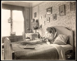 Lola Fisherin muotokuva, n. 1915 (hopeagelatiiniprintti)